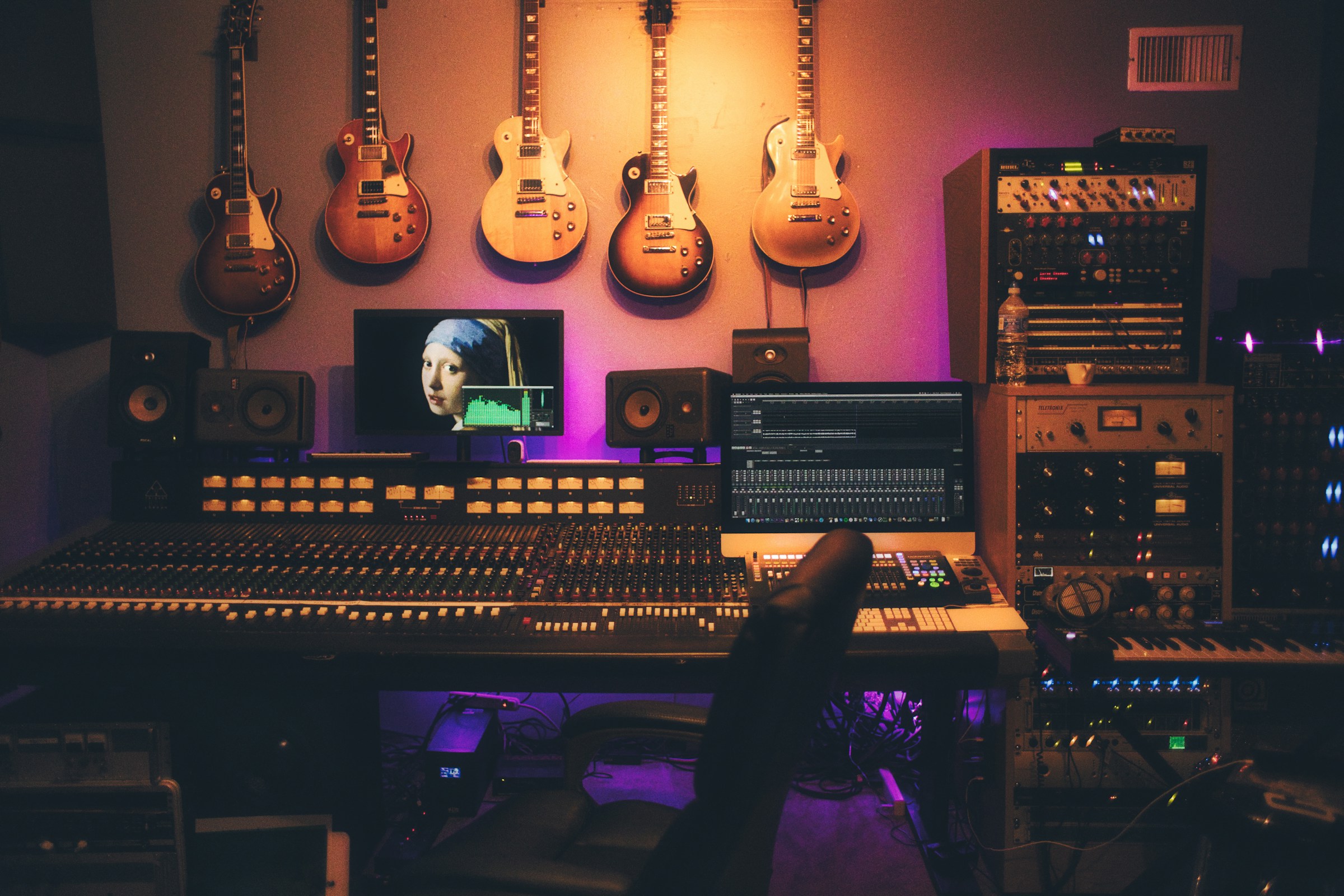 Meilleurs outils IA pour producteurs de musique et artistes indépendants 2026